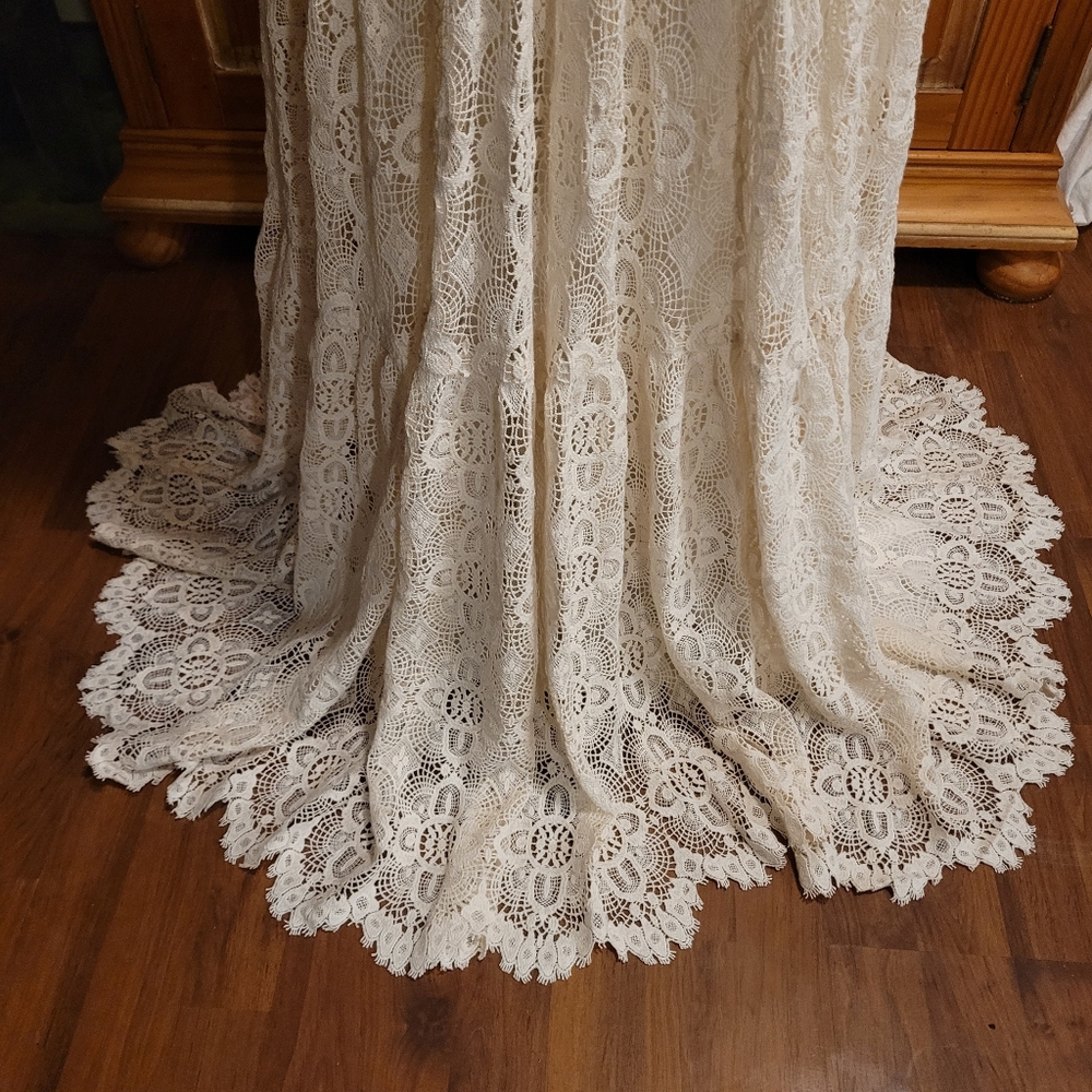 Kite and Butterfly French Lace "Rena" Boho Gown - Size Small - Picture 8 of 16